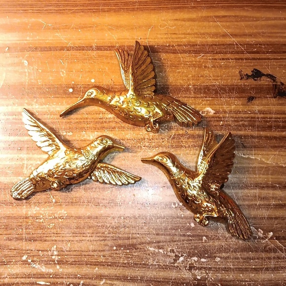 Vintage Home Interiors Homco gold wall deco Hummingbirds - Picture 1 of 5